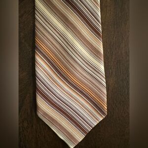 Jhanes Barnes silk tie